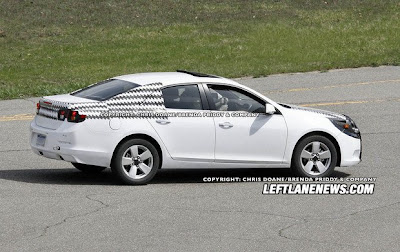 2012 New version Chevrolet Malibu spy photos without camouflage