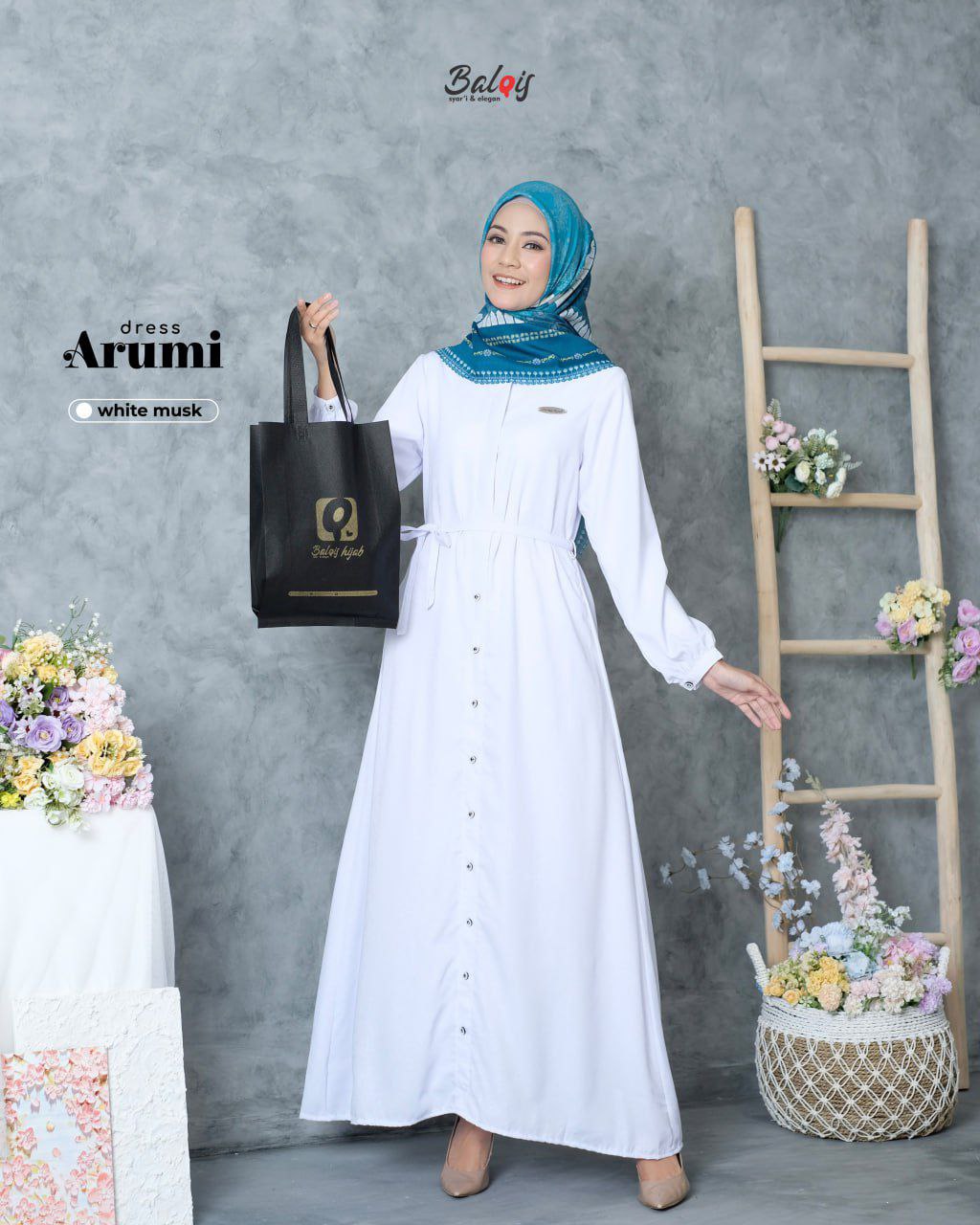 Dress Arumi White Musk