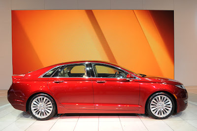 2013 Lincoln MKZ