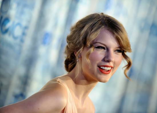 Taylor Swift Wallpaper 2011. Taylor Swift – 2011 People#39;s
