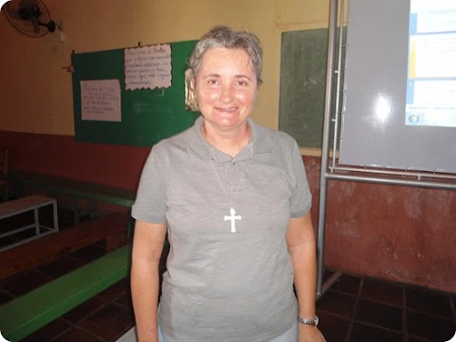 Irmã Inês Caixeta - Psicologa e Missionaria do Sagrado Coração de Jesus