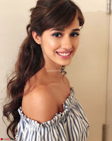 Fabulous Disha Patani Stunning Fashion Wardrobe promotes Baaghi 2 Full Instagram Set ~  Exclusive Gallery 020.jpg