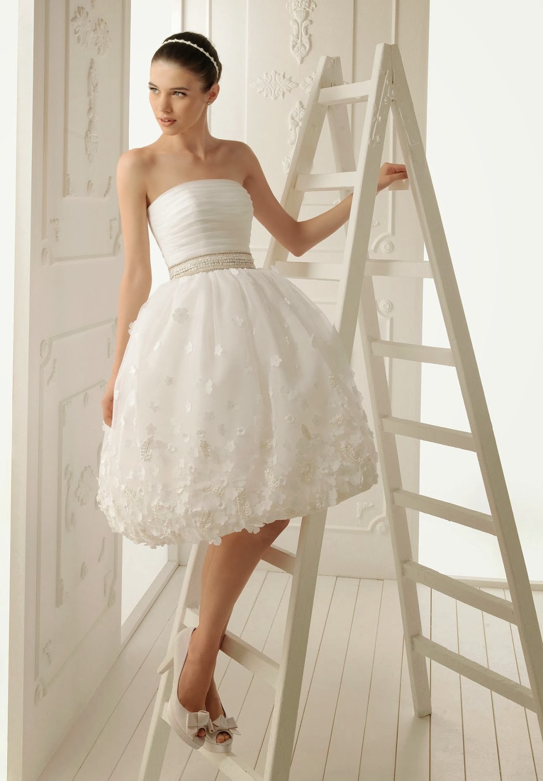 wedding dresses sweetheart neckline ball gown strapless ORGANZA STRAPLESS BALL GOWN SIMPLE WEDDING DRESS