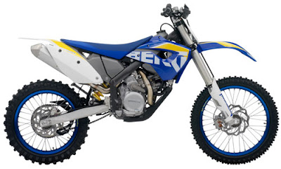 2010 Husaberg FX 450 Motorcycle Wallpaper