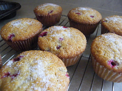 muffins and cupcakes. hot Muffins amp; Cupcakes,