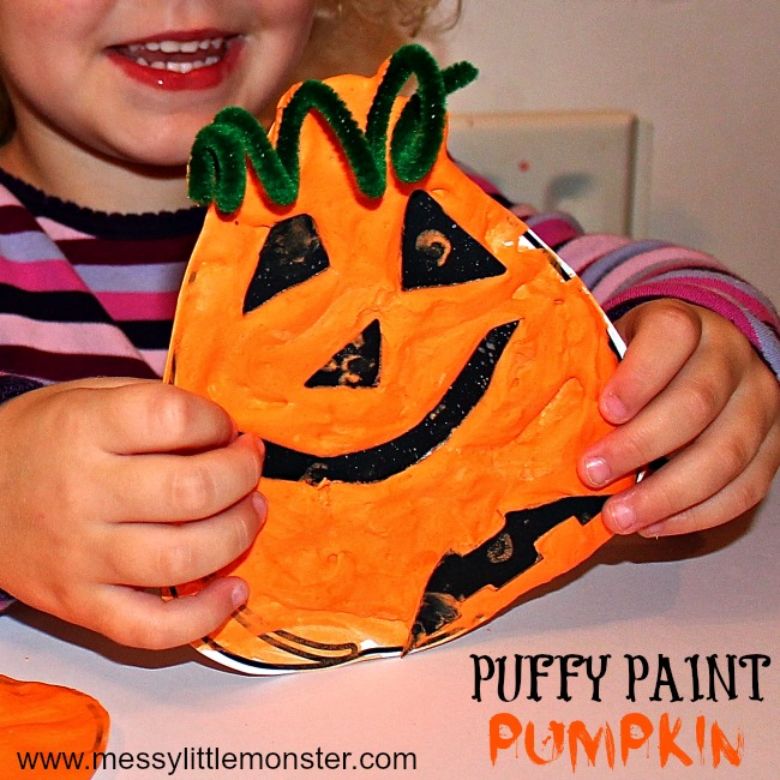 puffy paint pumpkin Halloween craft for preschoolers