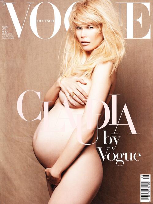 pictured nude and pregnant Claudia Schiffer the supermodel and mom nude mom