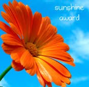 SUNSHINE AWARD :)