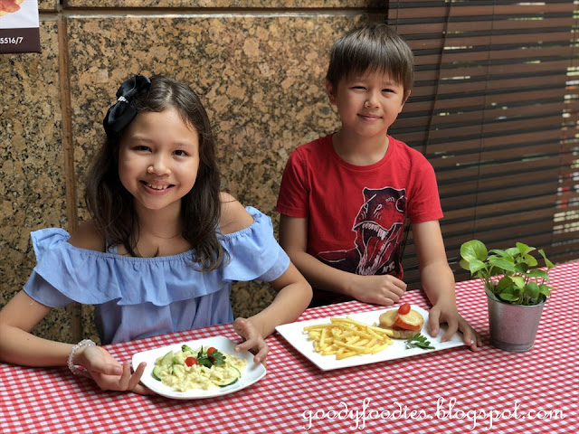 Kids eat for free, Brotzeit