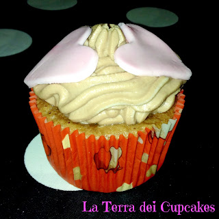 http://laterradeicupcakes.blogspot.it/2013/12/vanilla-cupcake.html