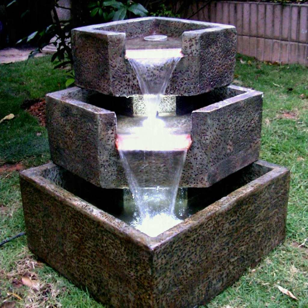 53 Inspirasi Desain  Air  Mancur  Cantik di Taman Rumahku Unik