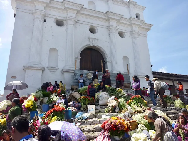 Iglesia de Santo Tomás (Chichicastenango)