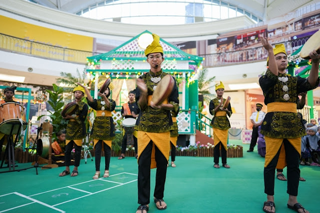 Alamanda Putrajaya Spreads Cheer With Shopping Spree For Children of Pertubuhan Warisan Suci, Alamanda Shopping Centre, Alamanda Putrajaya, Lifestyle