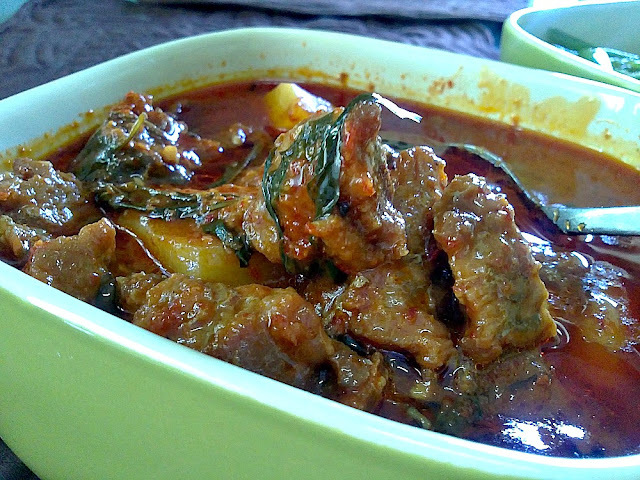 FauziahSamad.com: ASAM PEDAS DAGING DENGAN KENTANG