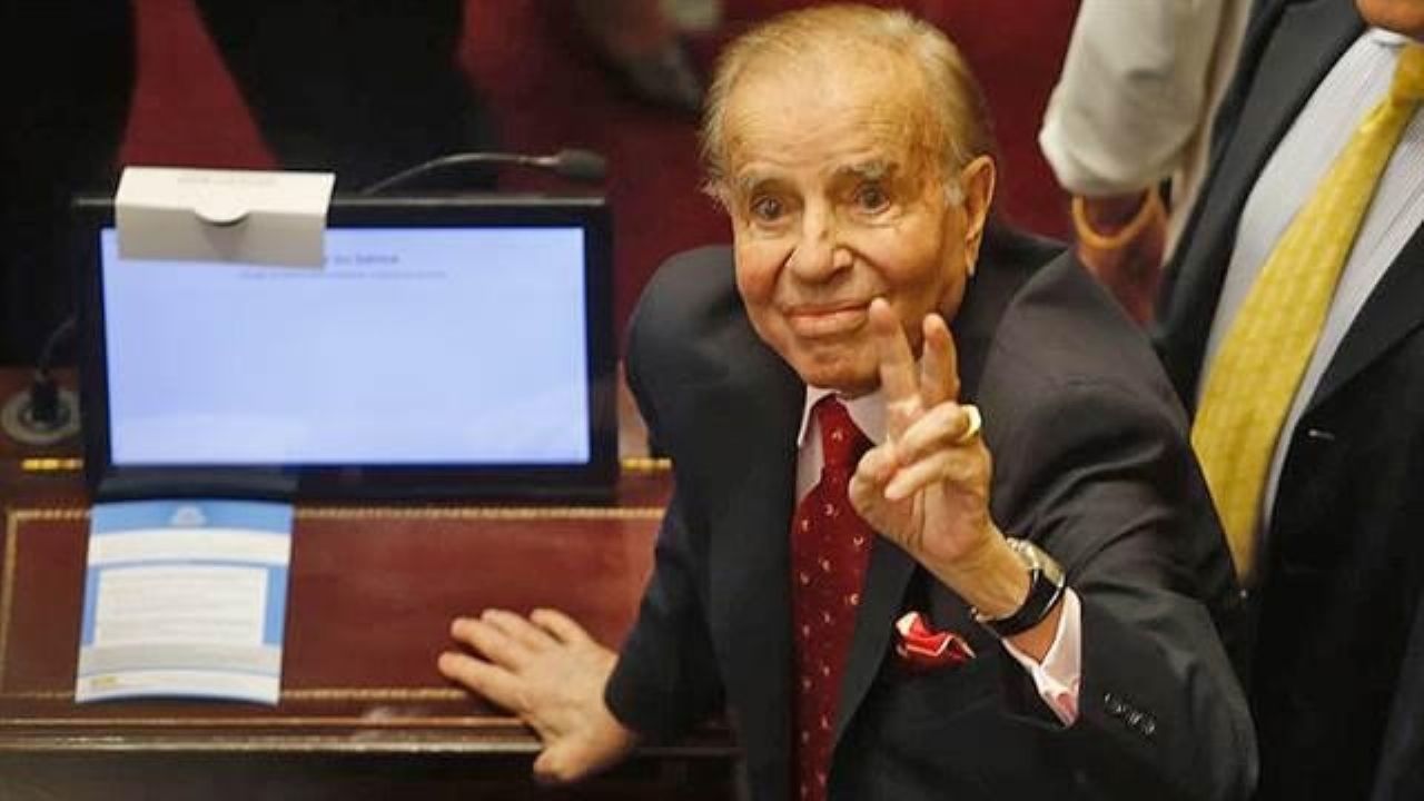 Carlos Menem está estable, pero seguirá internado