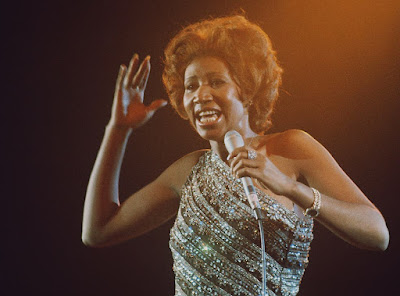 aretha franklin, aretha franklin songs, aretha franklin beautiful gowns, aretha franklin biography, aretha franklin best songs, aretha franklin respect lyrics, aretha franklin o christmas tree, aretha songs,