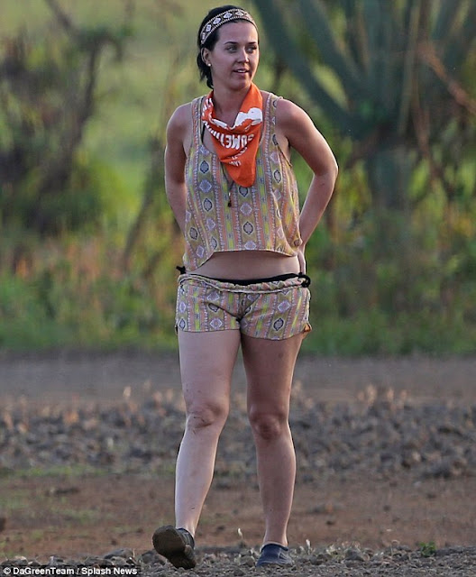 Katy Perry Without Make-Up in hawaii