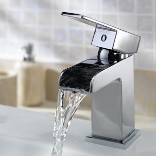 Tre Mercati Geysir mono basin mixer taps.