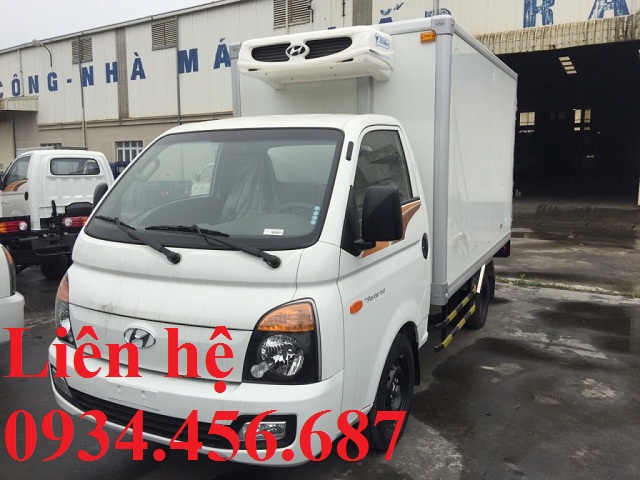 ban-xe-hyundai-h150-thung-dong-lanh-2-loc