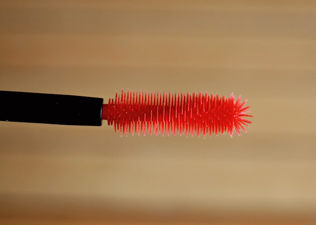 CoverGirl Plumpify Mascara Review