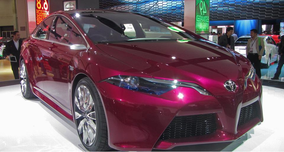 2015 Toyota Camry Refresh Redesign, Release Date, Concept