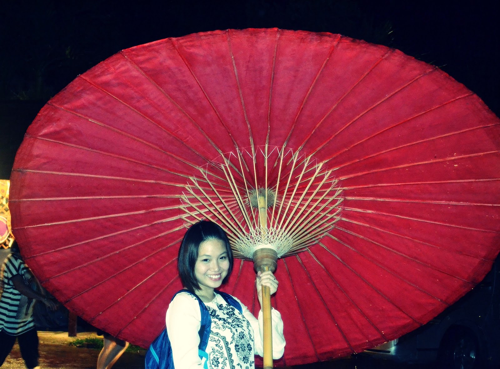 Specialty of Chiang Mai ; the big umbrella made from local paper)