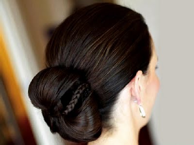 Hindu Wedding Hairstyles on Indian Bridal Hairstyles