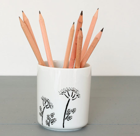 bone china pencil cup with images of fennel