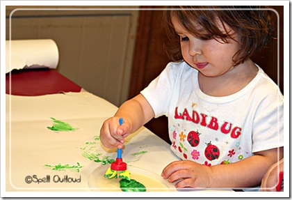 toddler activities: painting