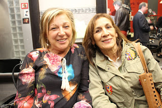 BarakaldoComercial | La peluquería Ana Morgado celebra con su clientela tres décadas de servicio