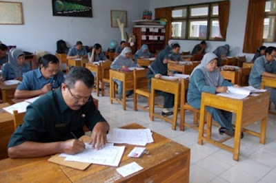 Semua Guru yang Belum Sertifikasi Ikut PLPG Semua Guru yang Belum Sertifikasi Ikut PLPG