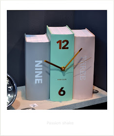 pastel book clock