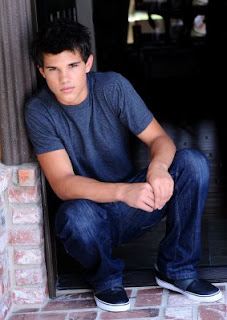 Taylor Lautner [Hollywood Actor]