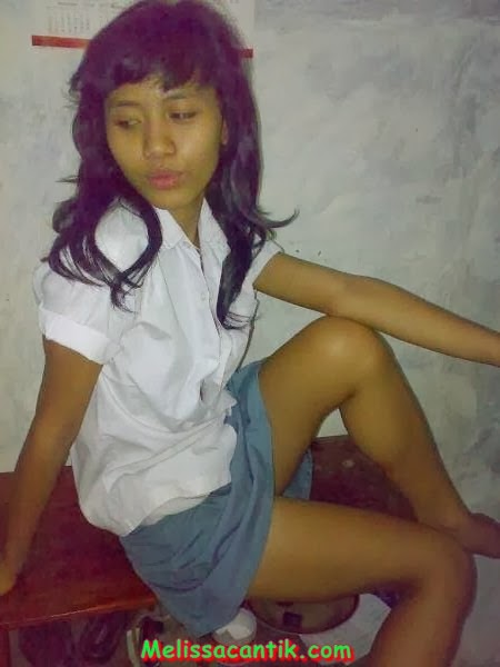  Cewek SMA Bolos Sekolah Mau Pesta Seks Liar (HOT)