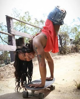 kanya sesser; born without legs; lingerie; lingerie without legs;