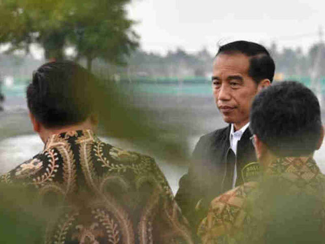 Jokowi Tegaskan Tak Akan Larang Azan, Hapus Pendidikan Agama dan Legalkan Perkawinan Sejenis
