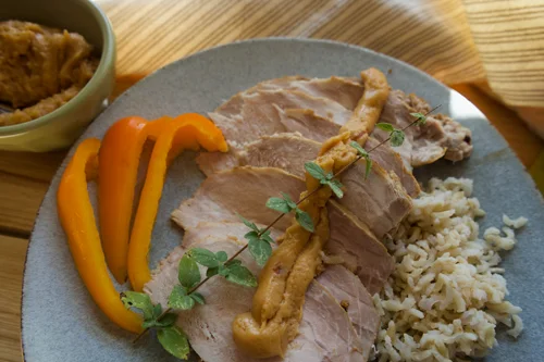 Pork loin with peanut sauce