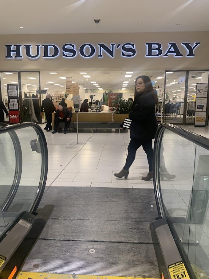 Hudson's Bay - Oshawa Centre