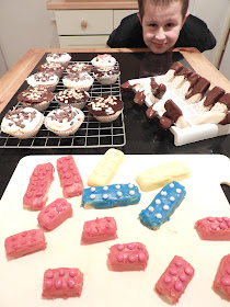 chocolate dip on shortbread fingers