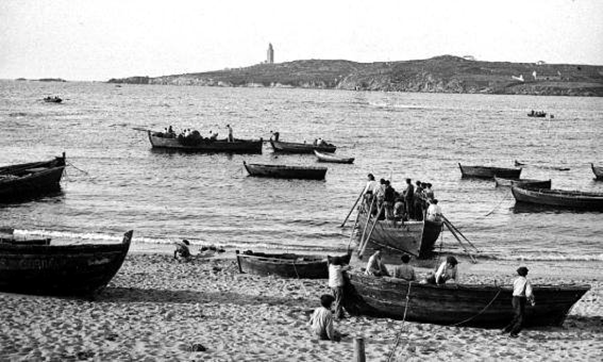 Riazor con la torre de hercules al fondo