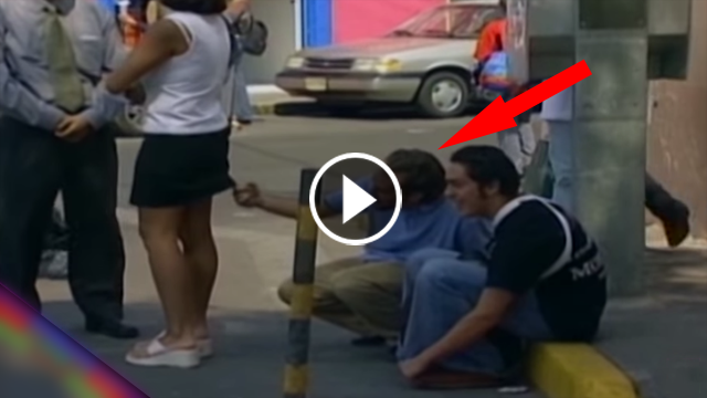 Hot Woman Upskirt Prank in Public!