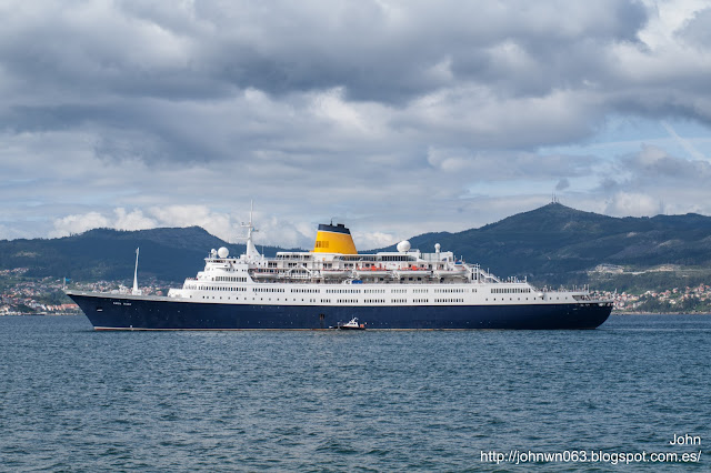 Saga Ruby, Passengers Ship, Cruiser ship, puerto de Vigo