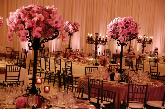 25 Stunning Centerpieces Part 3 Belle the Magazine The Wedding Blog 