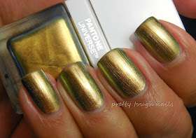 Sephora+Pantone Universe Antiqued Gold