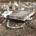 ISIS destroyes graves after being defeated