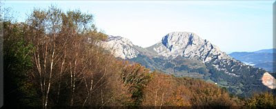 Vista de Mugarra desde el aparcamiento