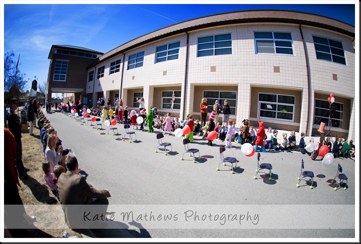 dr_seuss_parade-54