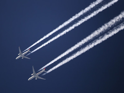 fotografias de aviones con señales  