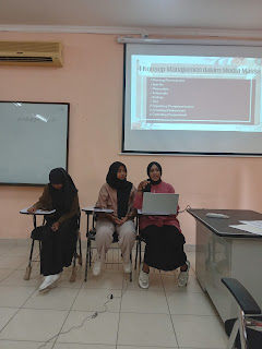 Suasana Diskusi Presentasi