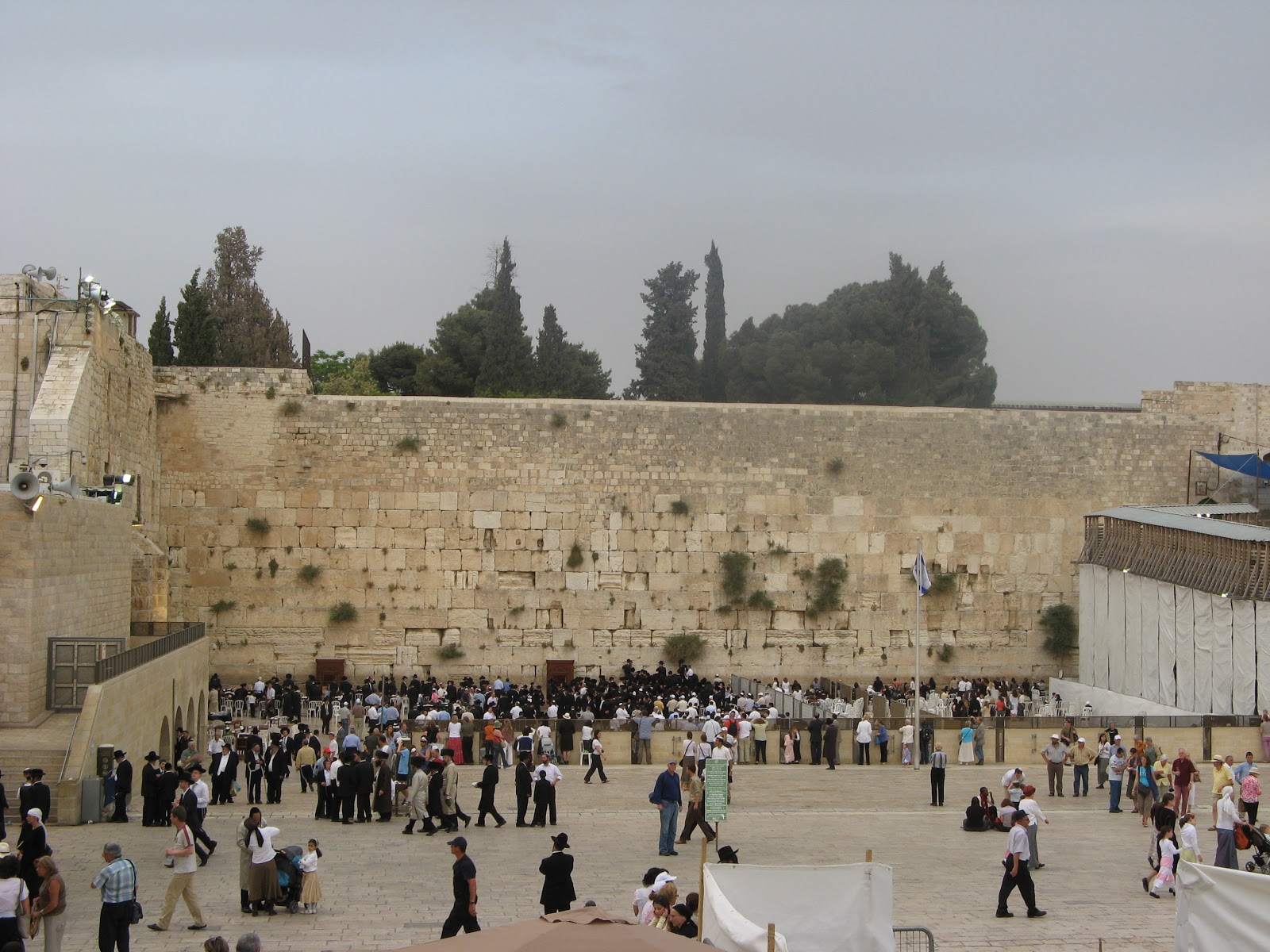 ... CECILIA BRAINARD: Wailing Wall, Jerusalem, photo by Cecilia Brainard